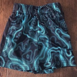 B1G1 Jumping bean size 2T shorts never worn